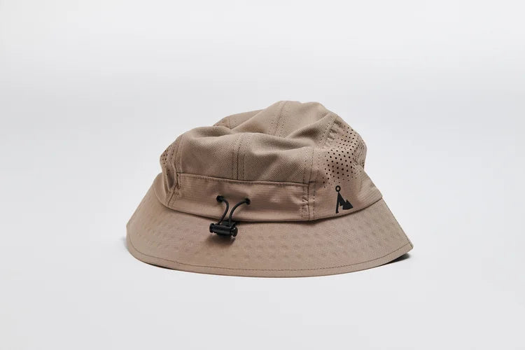 VAGA Feather Bucket Hat