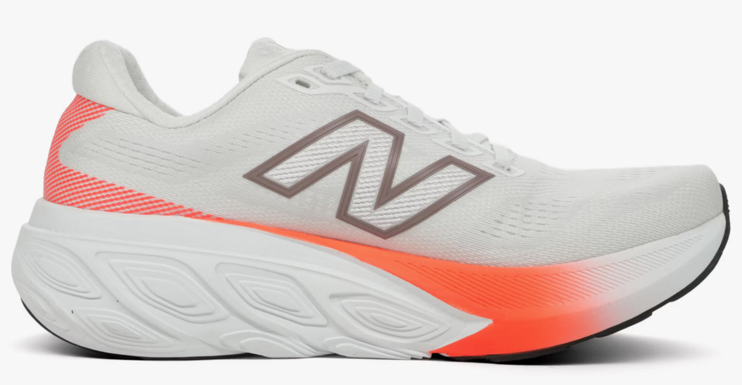 New Balance Women’s 880 v15