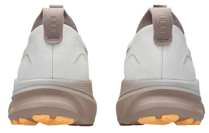 ASICS Women’s Kayano 32 Rear view