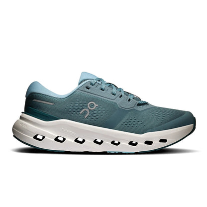 ON Women's Cloudrunner 3